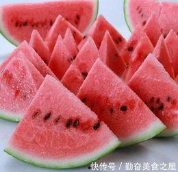 吃瓜打皮儿什么意思,揭秘网络流行语的趣味与内涵