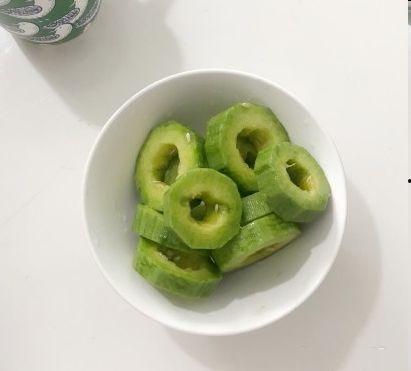 羊角蜜瓜能全吃吗,从皮到籽，尽享美味全食之旅